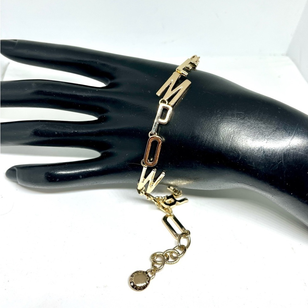 BCBGeneration EMPOWERED Bracelet